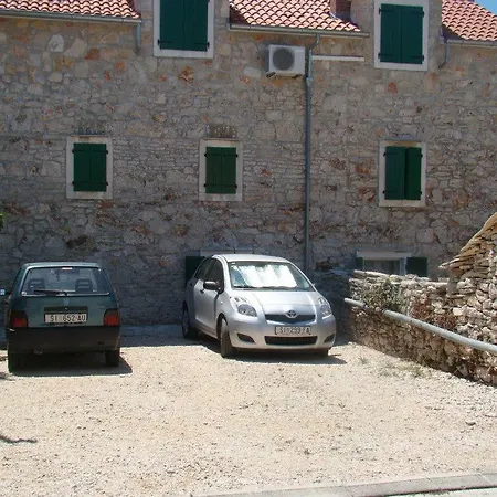 Apartment Matosin Primosten