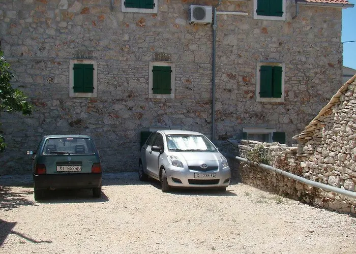 Apartment Matosin Primosten